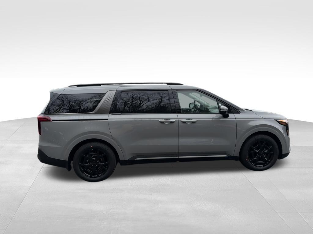 new 2026 Kia Carnival Hybrid car, priced at $53,430