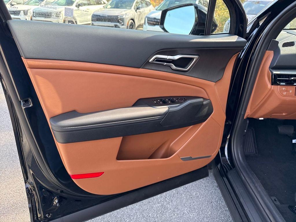 new 2026 Kia Sportage car, priced at $34,910