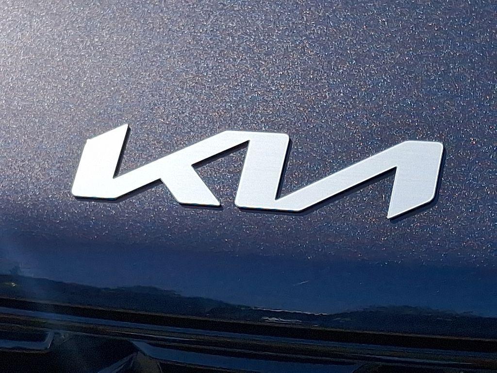 new 2026 Kia Sorento car, priced at $39,318
