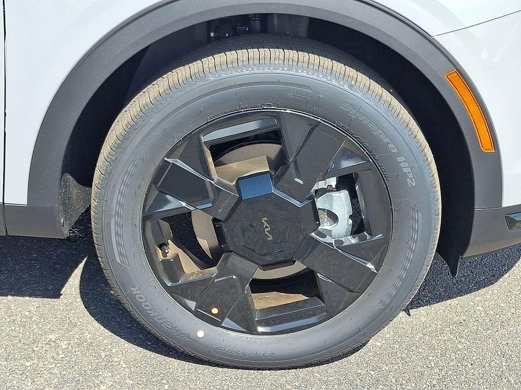 new 2026 Kia Sportage Hybrid car, priced at $36,422