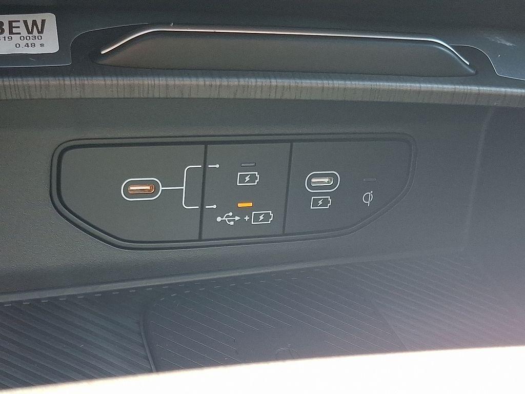 new 2026 Kia Sportage Hybrid car, priced at $36,422