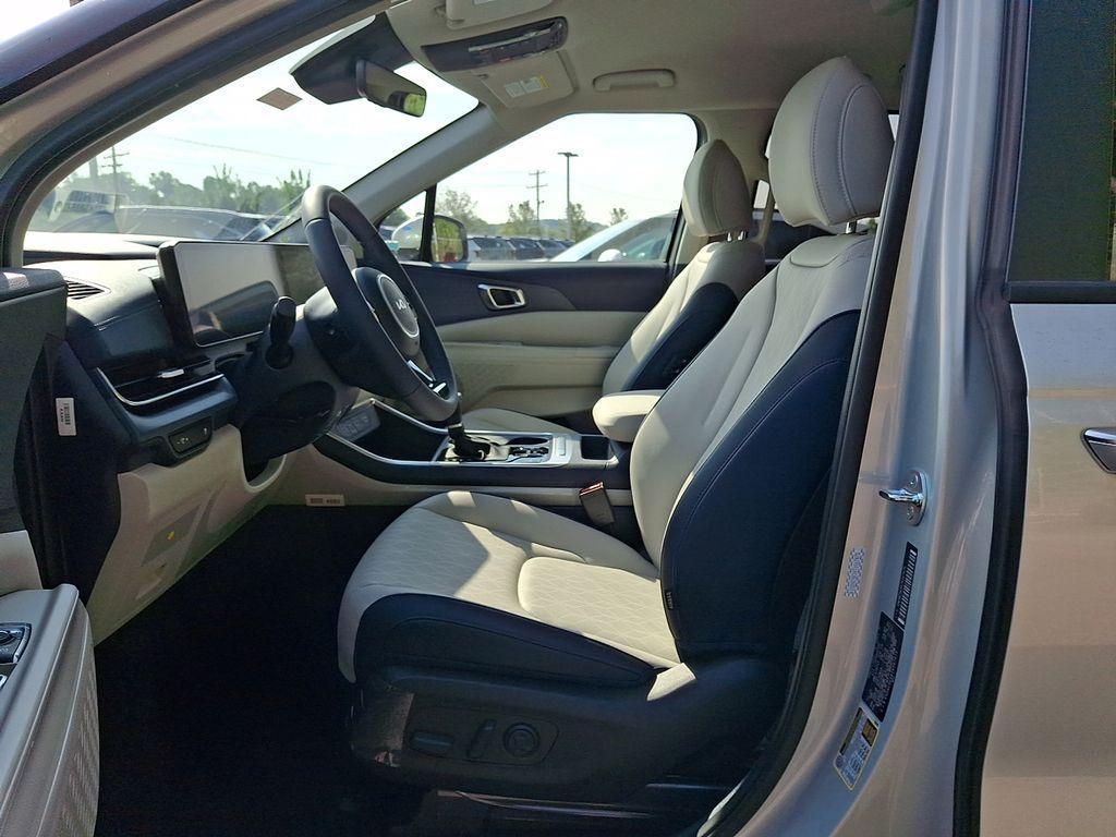 new 2026 Kia Carnival car, priced at $41,965