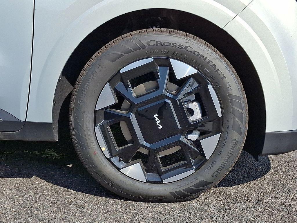 new 2026 Kia Carnival car, priced at $41,965