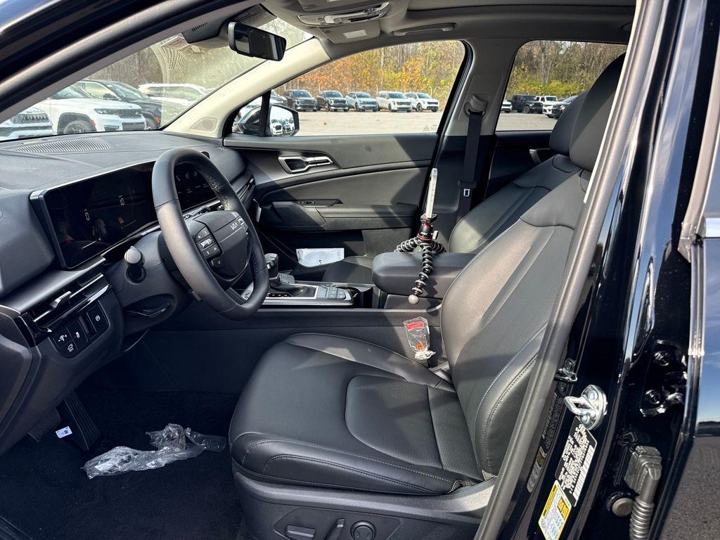 new 2026 Kia Sportage car, priced at $33,753