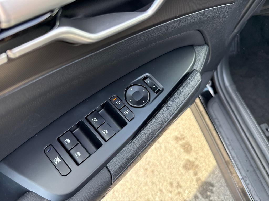 new 2026 Kia Sportage car, priced at $33,753