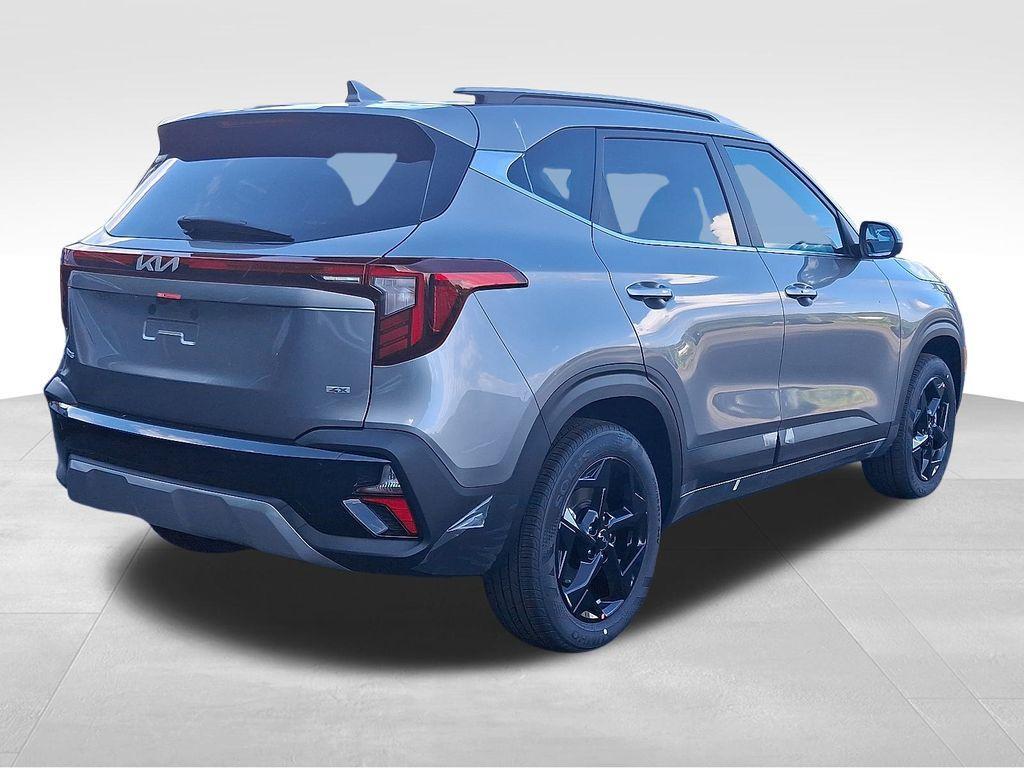 new 2026 Kia Seltos car, priced at $29,711