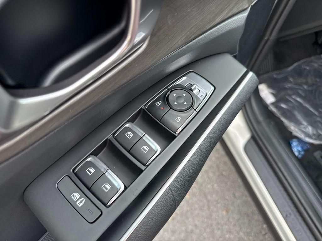 new 2026 Kia Sorento car, priced at $42,540