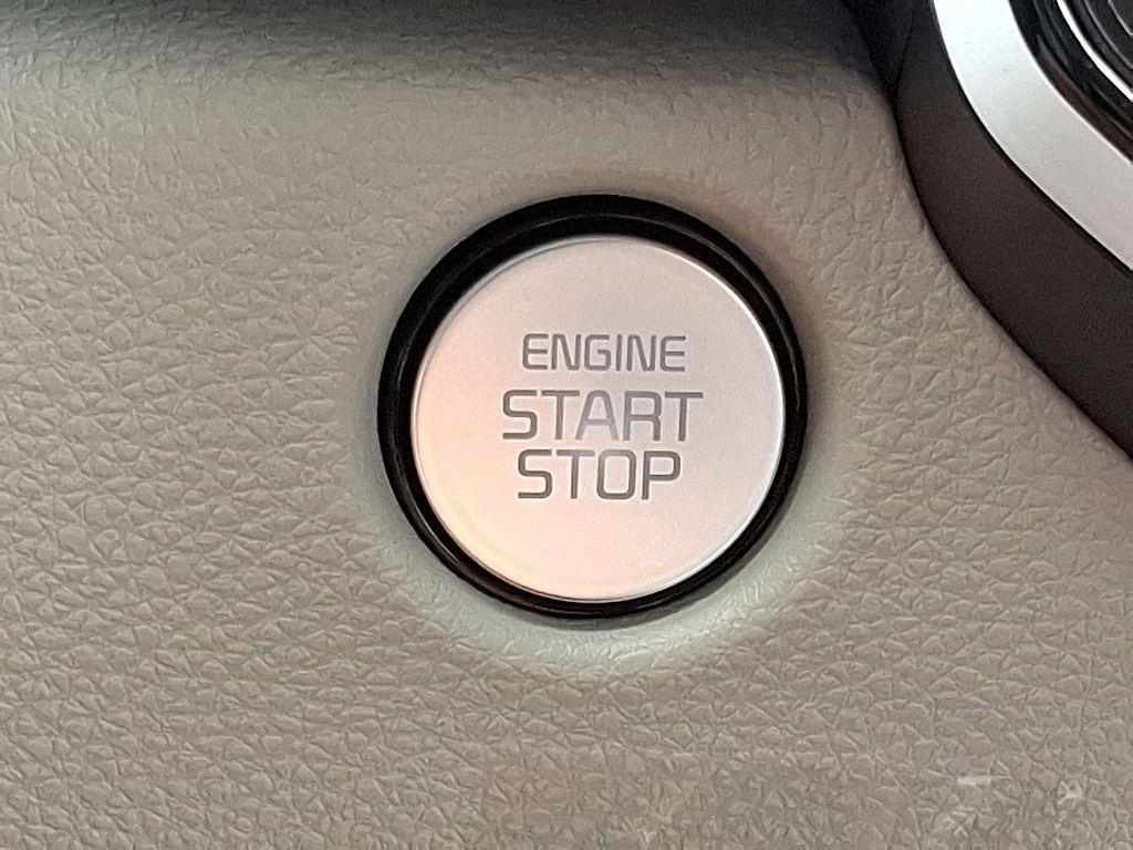 new 2026 Kia Carnival car, priced at $41,989