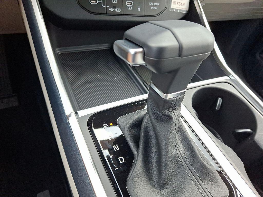 new 2026 Kia Carnival car, priced at $41,989