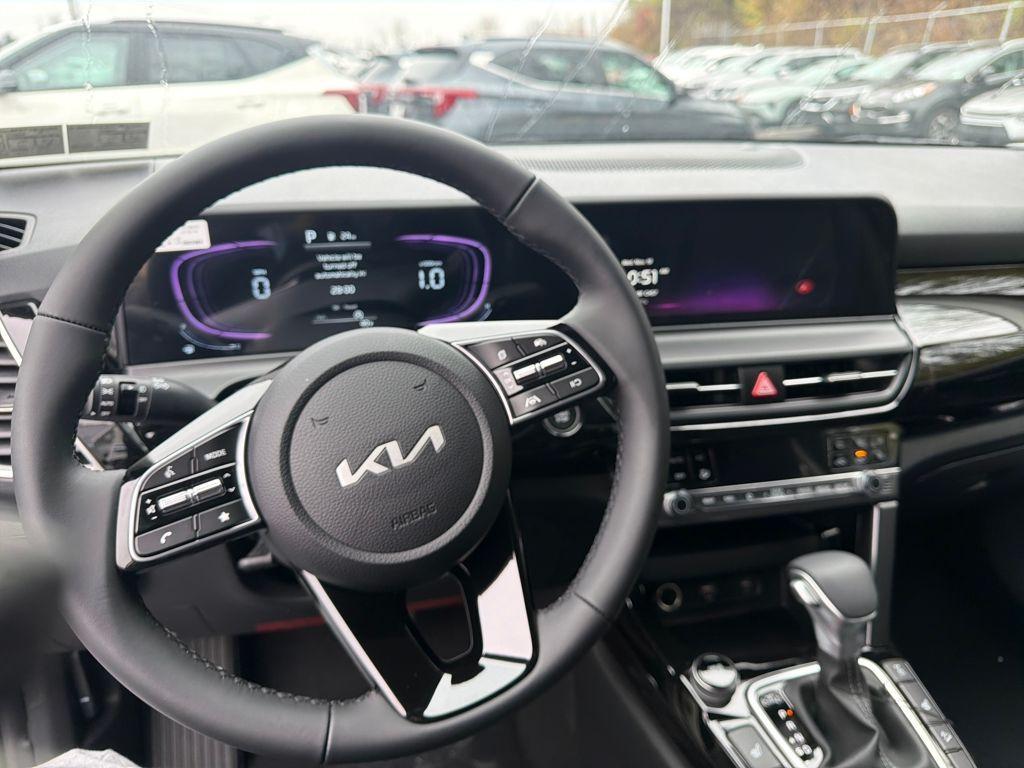 new 2026 Kia Seltos car, priced at $27,872