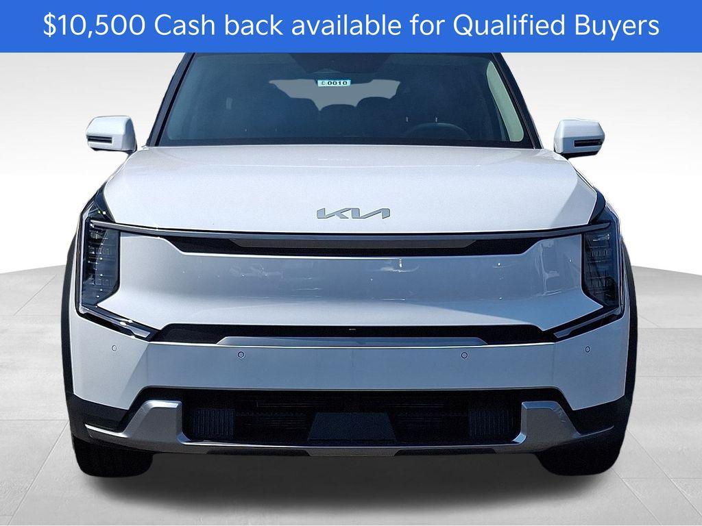 new 2026 Kia EV9 car, priced at $53,297