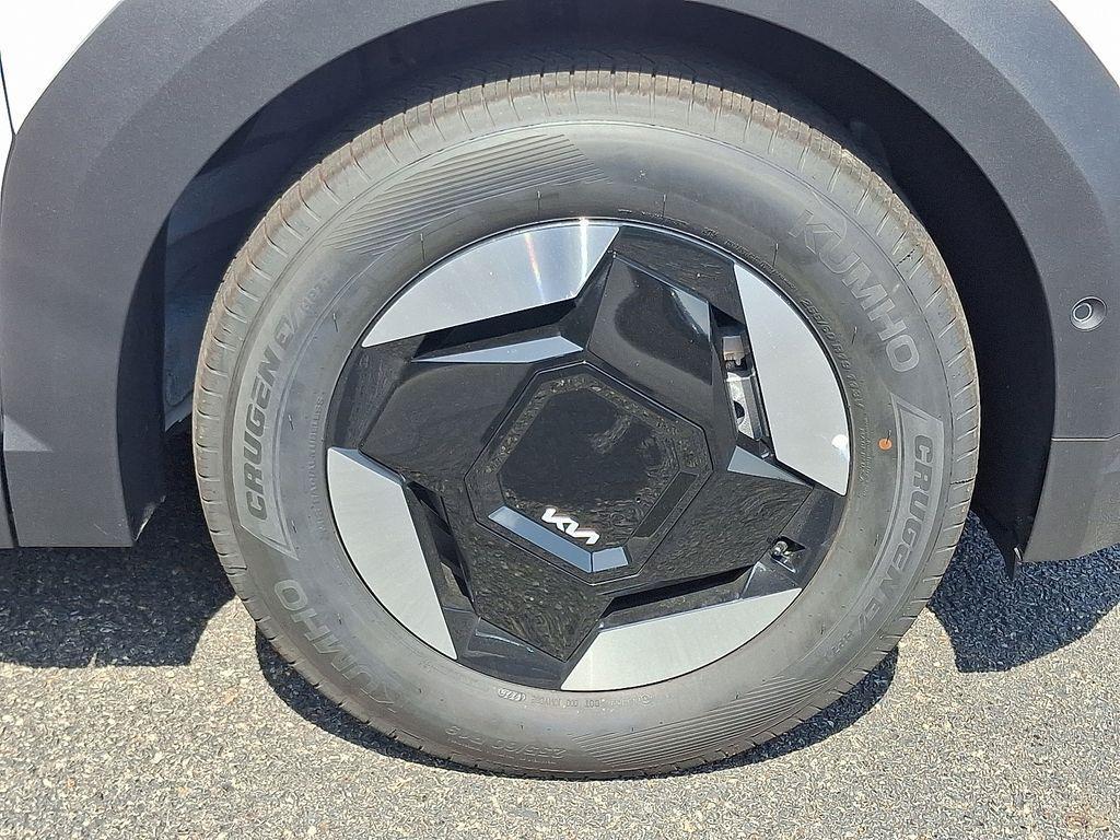 new 2026 Kia EV9 car, priced at $53,297