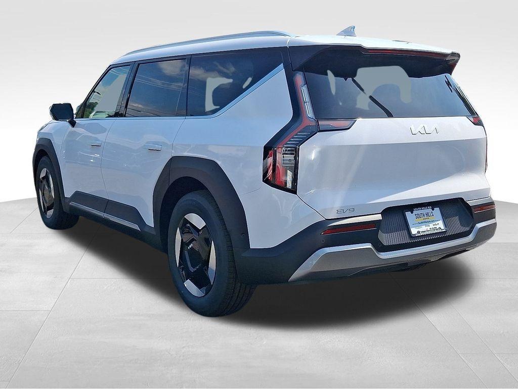 new 2026 Kia EV9 car, priced at $53,297