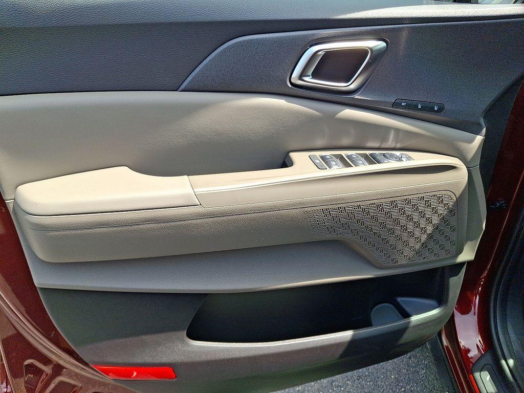 new 2026 Kia Carnival car, priced at $41,505