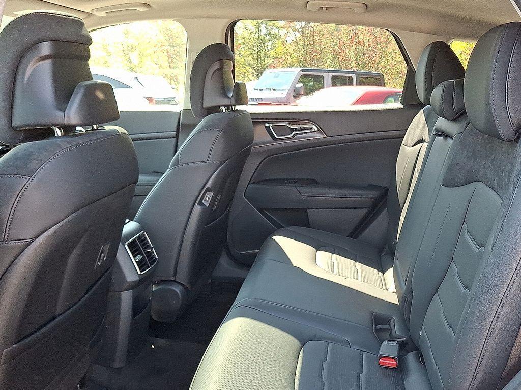 new 2026 Kia Sportage Hybrid car, priced at $41,328