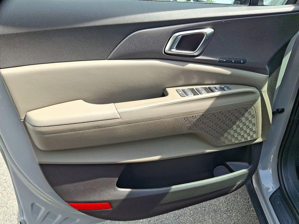 new 2026 Kia Carnival car, priced at $42,112