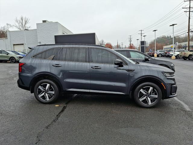 used 2021 Kia Sorento car, priced at $28,000