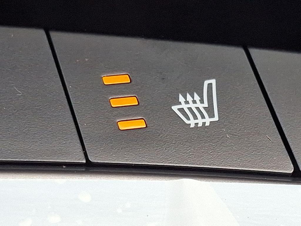 new 2025 Kia EV6 car, priced at $40,006