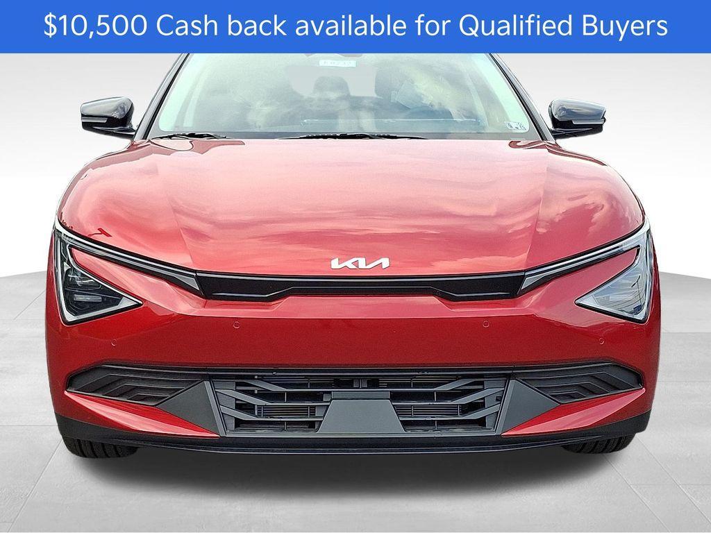 new 2025 Kia EV6 car, priced at $40,006