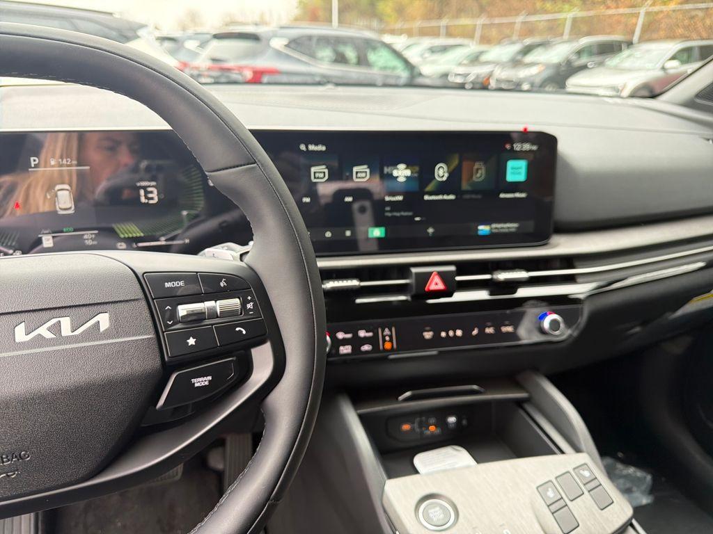 new 2026 Kia Sportage Hybrid car, priced at $36,733