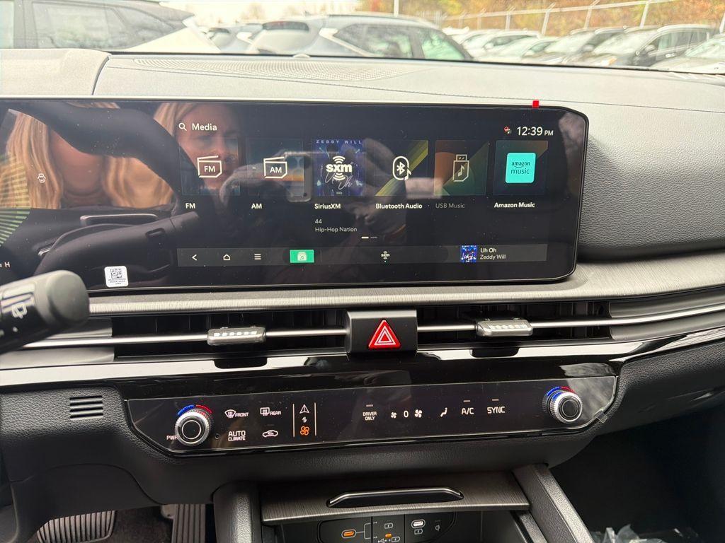 new 2026 Kia Sportage Hybrid car, priced at $36,733