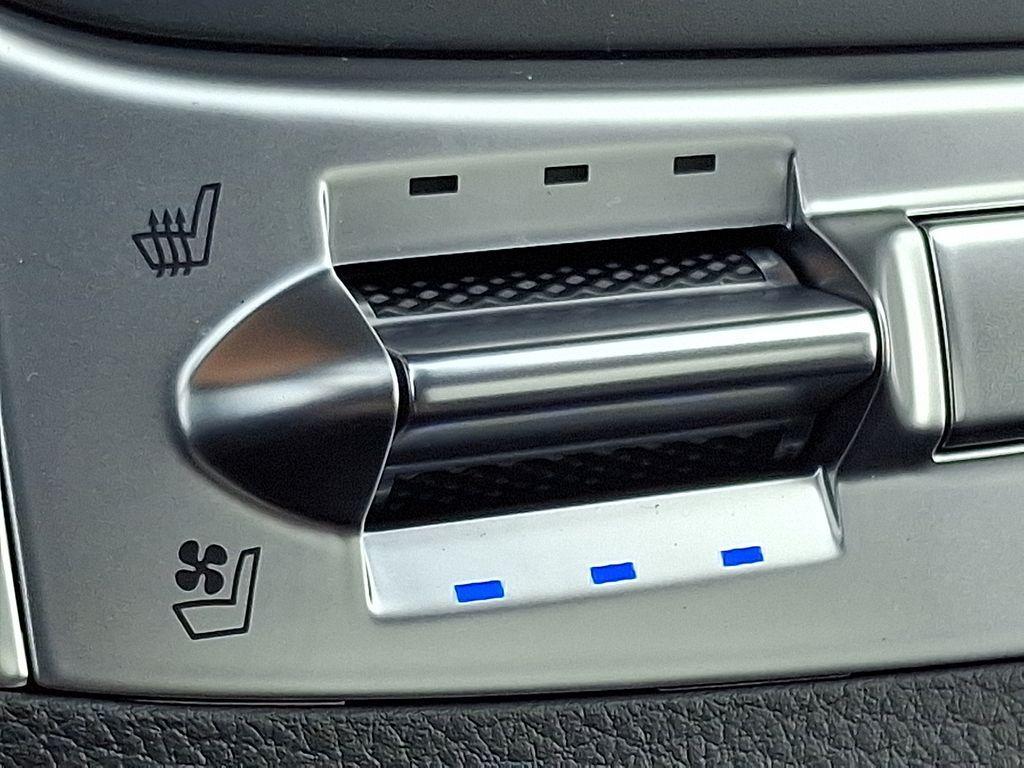 new 2026 Kia Carnival car, priced at $47,226