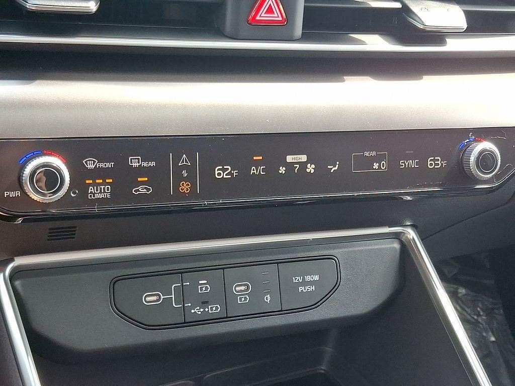 new 2026 Kia Carnival car, priced at $47,226