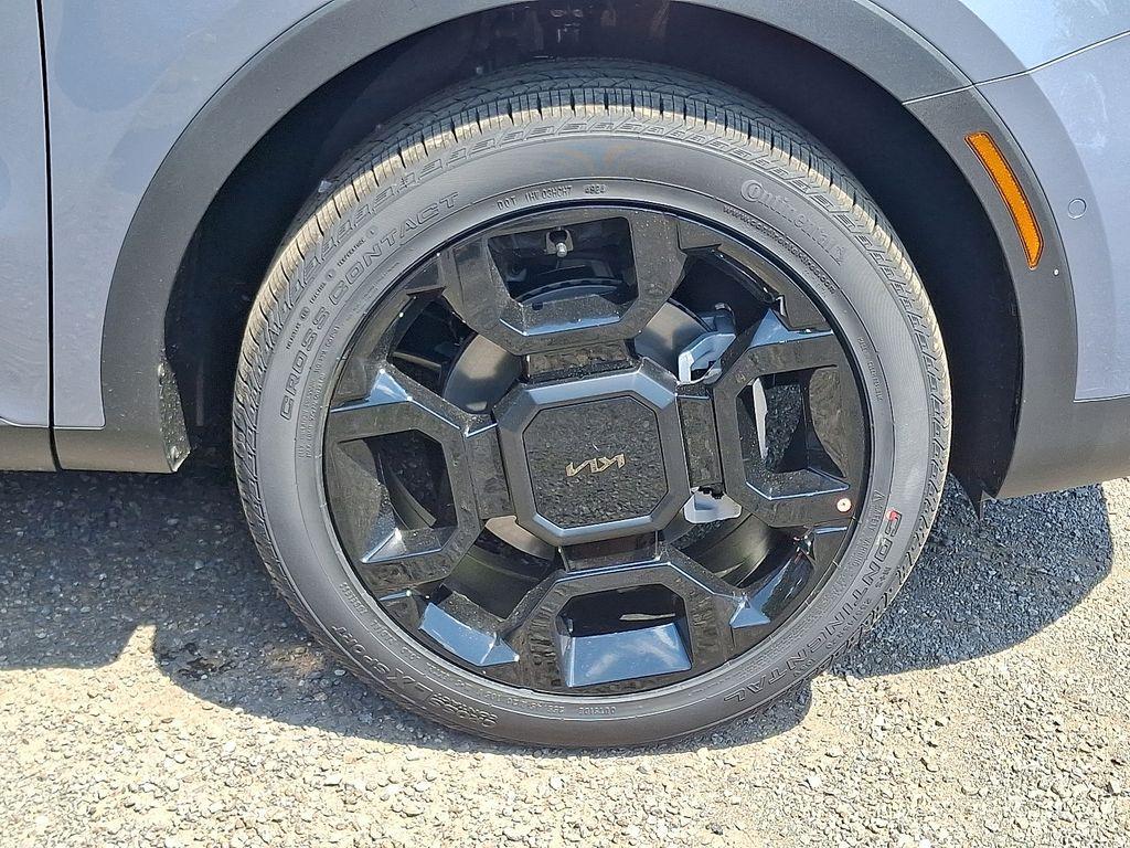 new 2025 Kia Sorento car, priced at $42,506