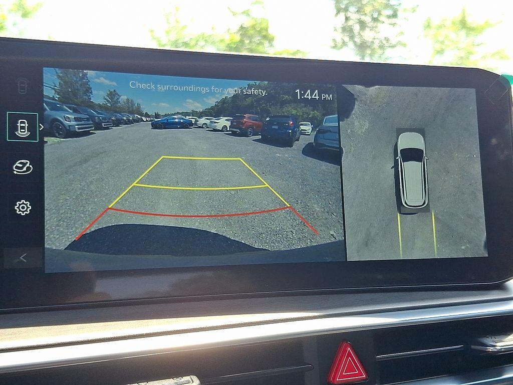 new 2025 Kia Sorento car, priced at $42,506