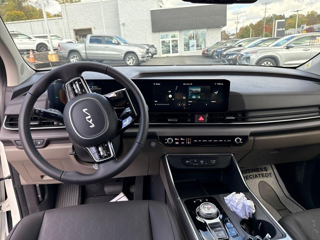 new 2026 Kia Carnival Hybrid car, priced at $44,342