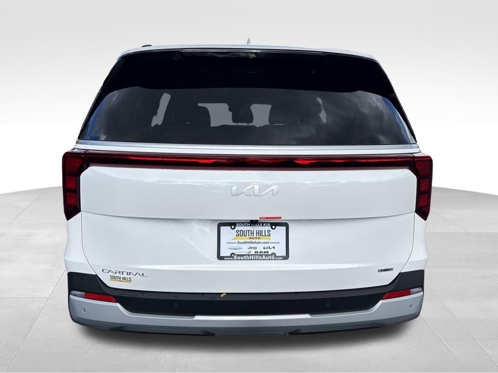 new 2026 Kia Carnival Hybrid car, priced at $44,342