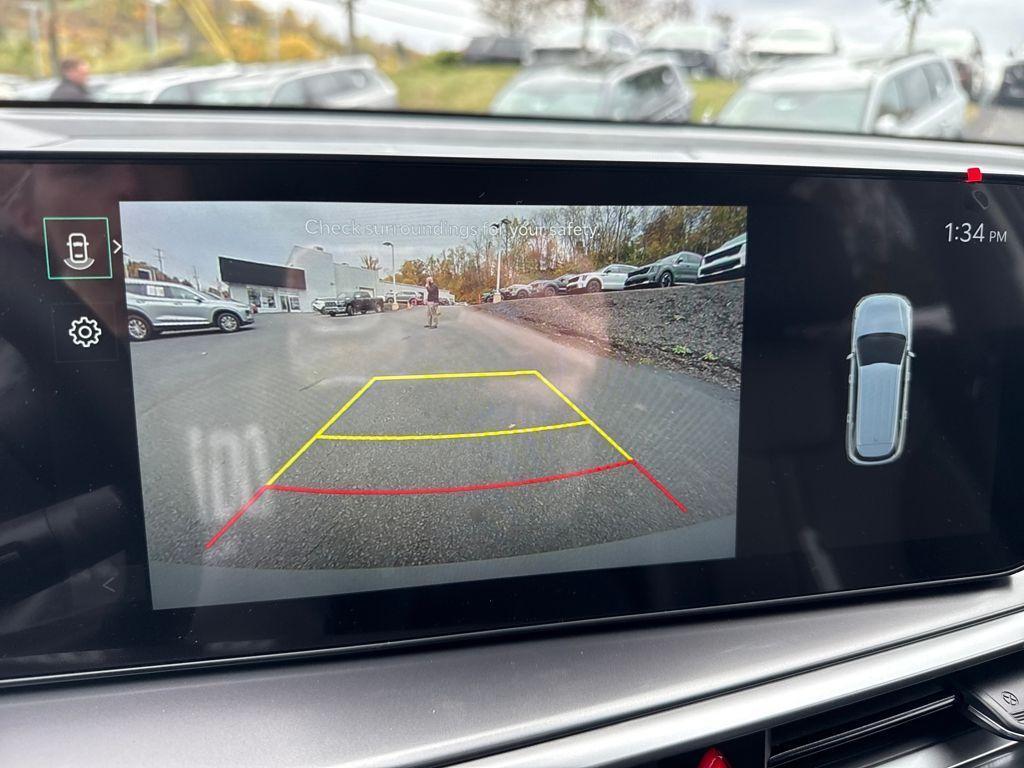 new 2026 Kia Sorento car, priced at $40,278