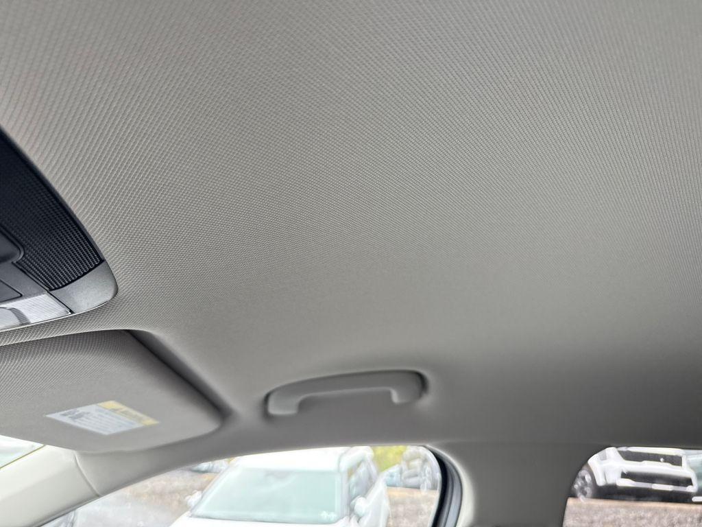 new 2026 Kia Sorento car, priced at $40,278