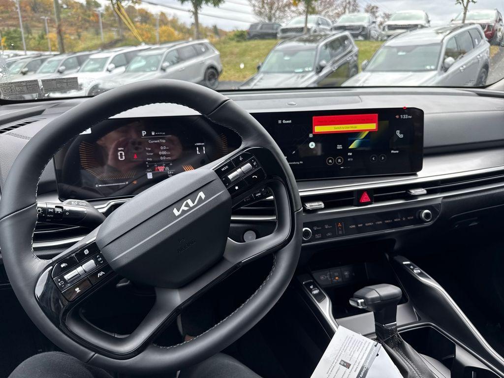 new 2026 Kia Sorento car, priced at $40,278