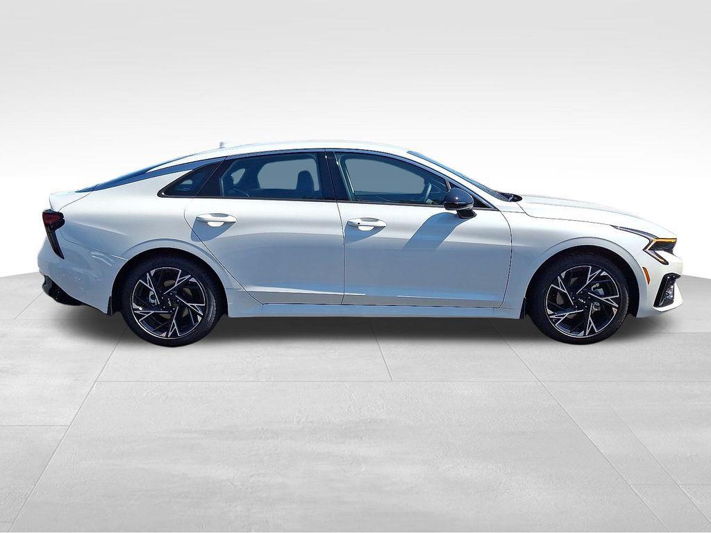 new 2026 Kia K5 car, priced at $30,842