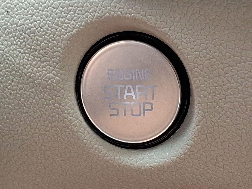 new 2025 Kia Sorento car, priced at $36,773