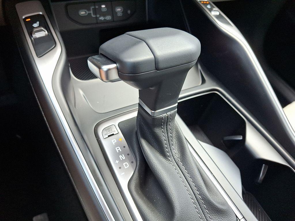 new 2025 Kia Sorento car, priced at $36,773