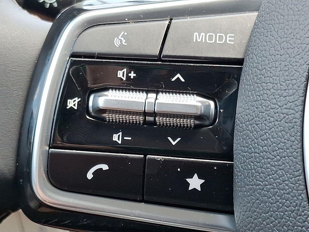 new 2025 Kia Sorento car, priced at $36,773