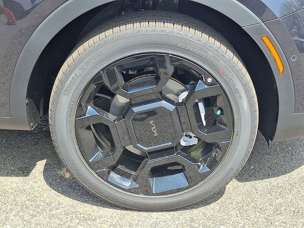 new 2025 Kia Sorento car, priced at $45,132