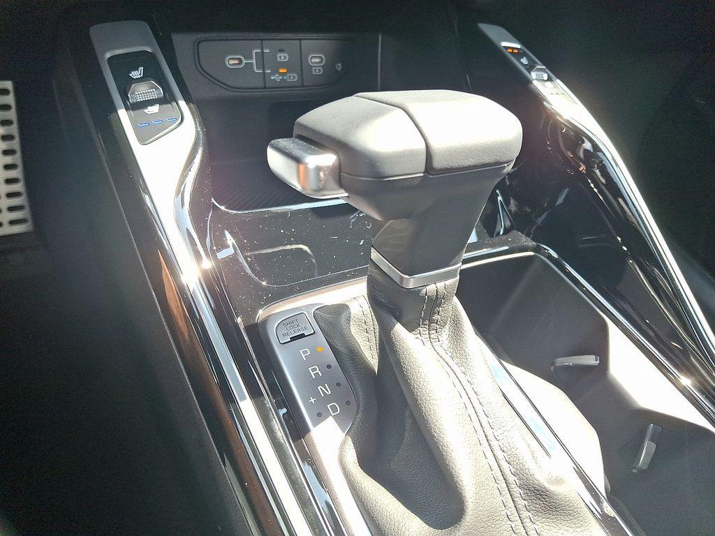 new 2025 Kia Sorento car, priced at $45,132