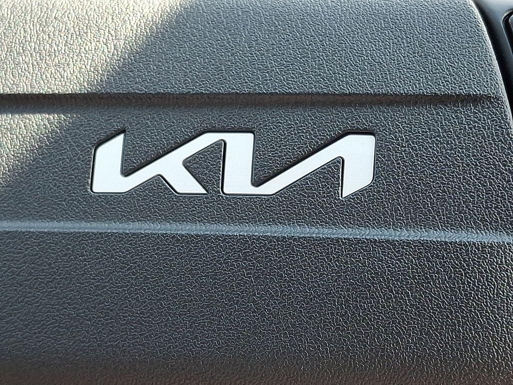 new 2026 Kia Sportage Hybrid car, priced at $33,065