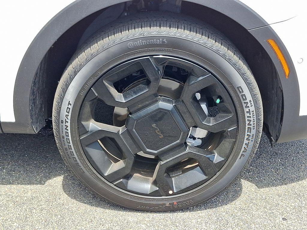 new 2025 Kia Sorento car, priced at $42,966