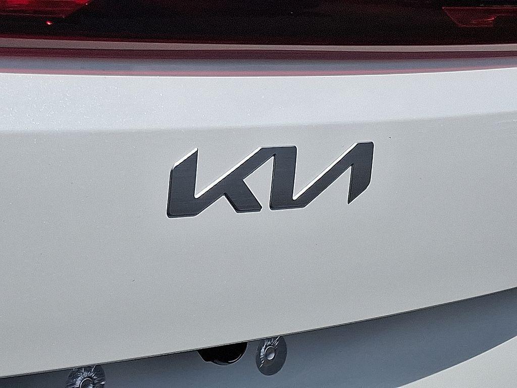 new 2026 Kia Carnival car, priced at $41,965