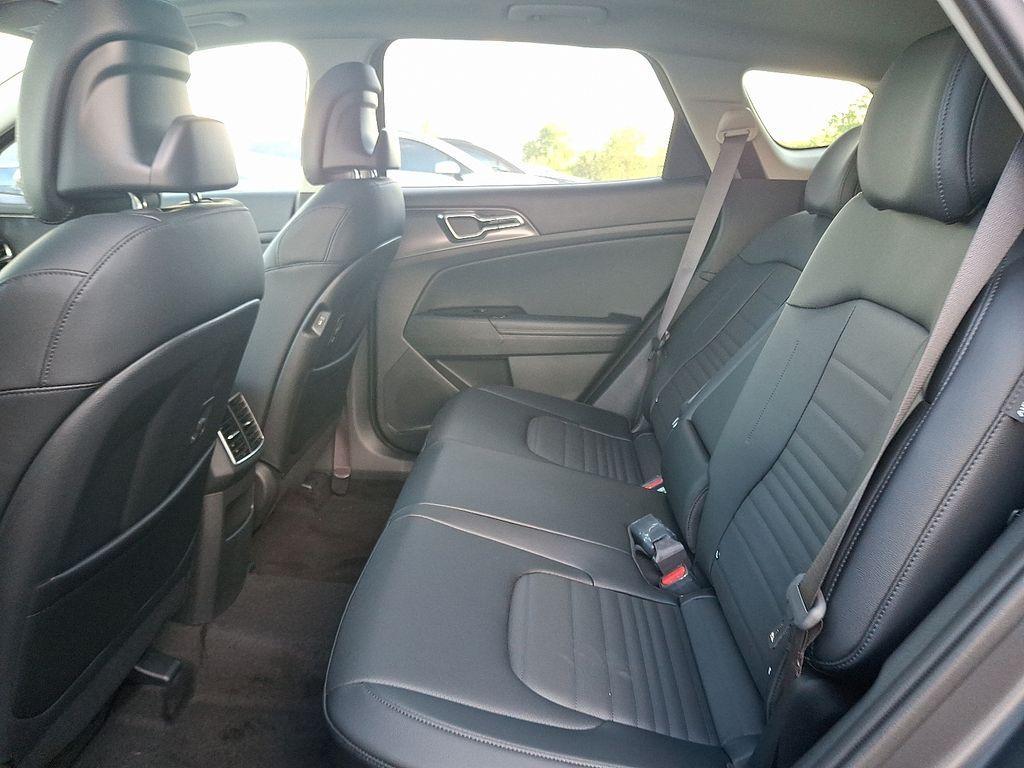 new 2025 Kia Sportage Hybrid car, priced at $37,870