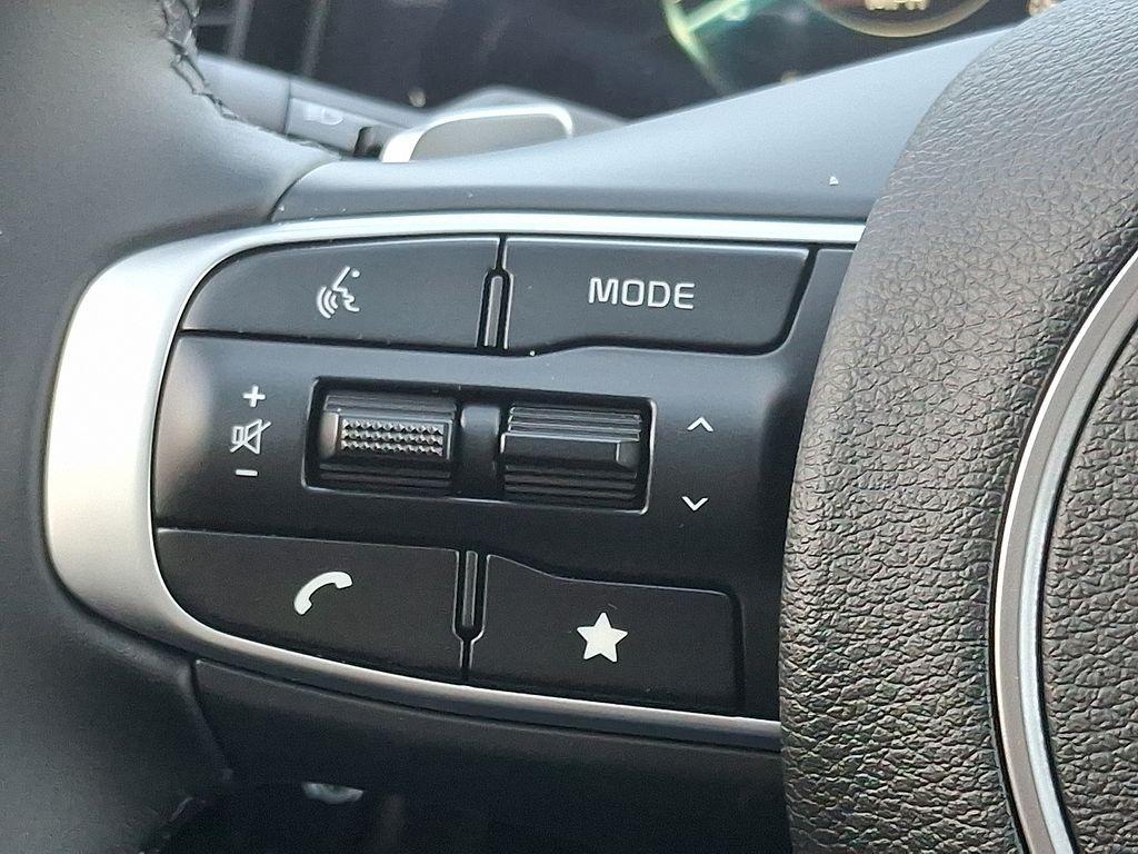 new 2025 Kia Sportage Hybrid car, priced at $37,870