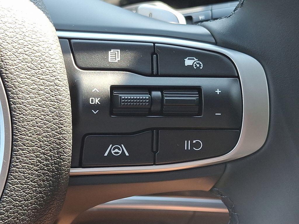 new 2025 Kia Sportage Hybrid car, priced at $32,825