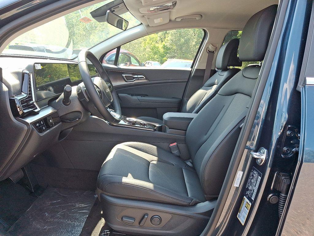 new 2025 Kia Sportage Hybrid car, priced at $32,825