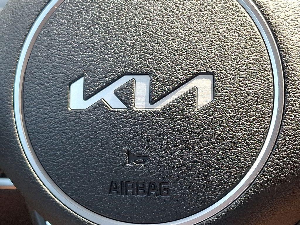 new 2025 Kia Sportage Hybrid car, priced at $32,825