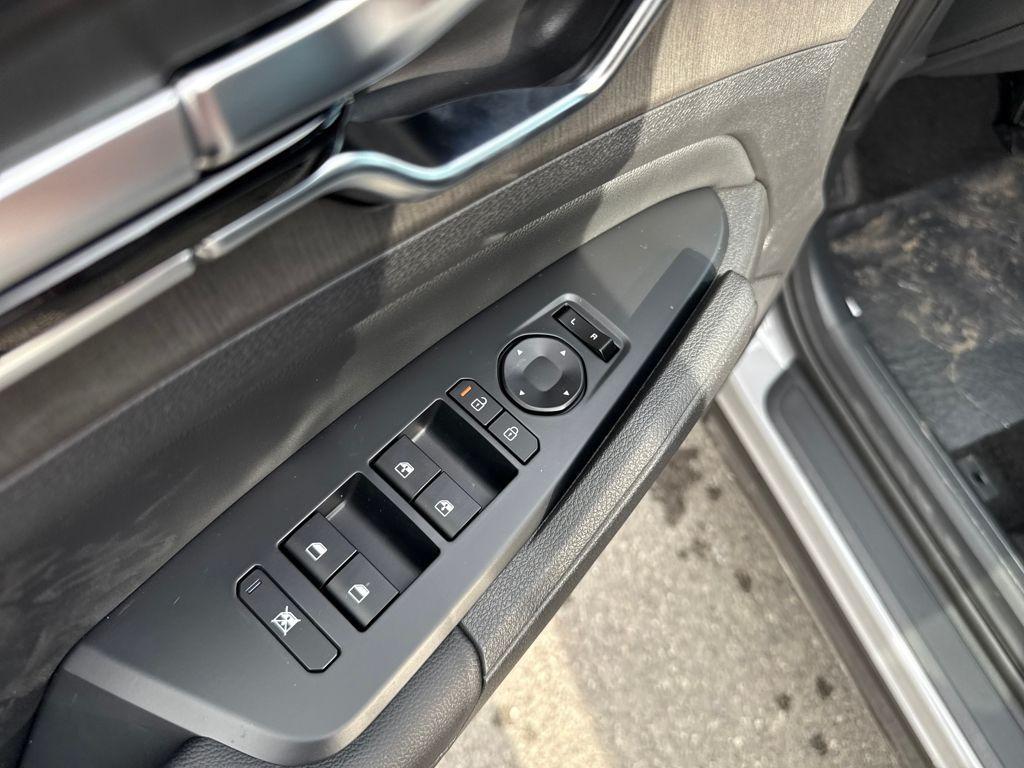 new 2026 Kia Sportage Hybrid car, priced at $36,648