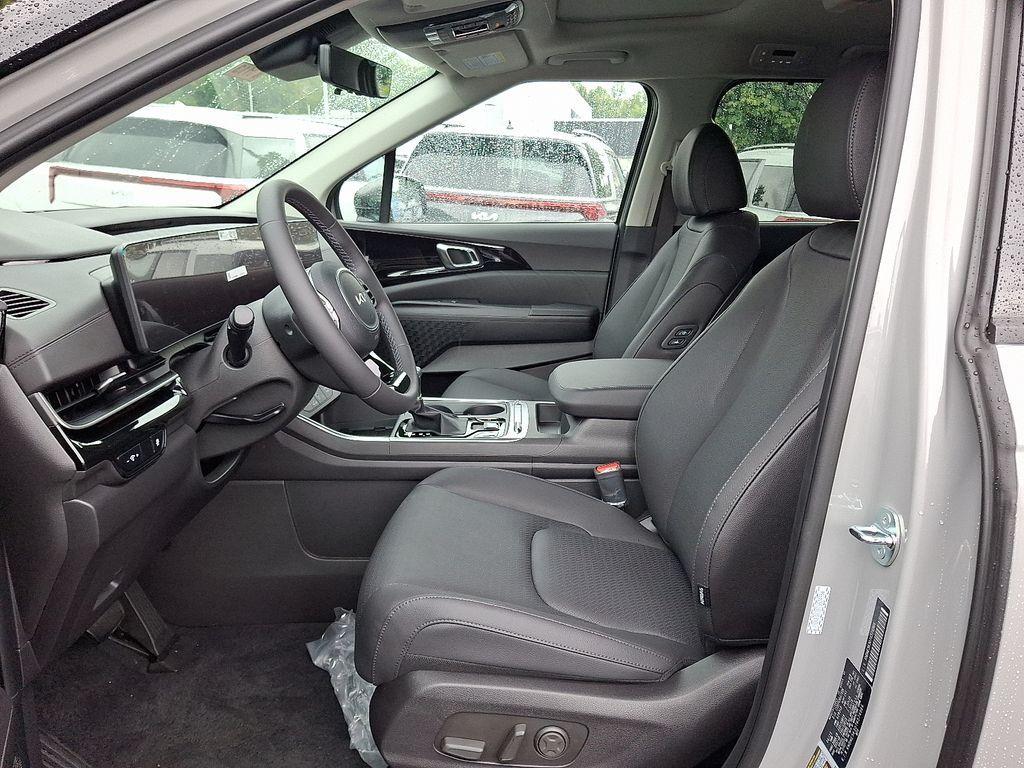 new 2026 Kia Carnival car, priced at $50,914